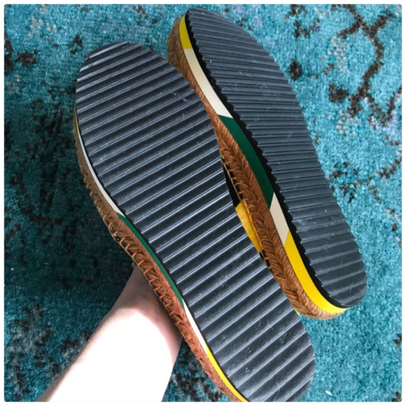 SOLD ON AKZNYC - Picture 6 of 8